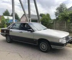 Audi 100