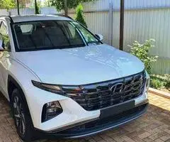 Hyundai Tucson iii atnaujintas visureigis 2.0L. 150 AG