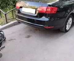 Volkswagen Jetta - 1