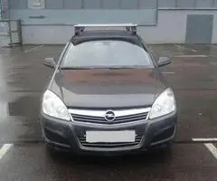 Opel Astra  2012 m. universalas