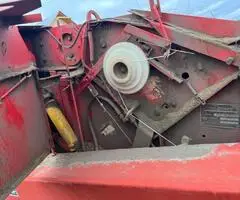 Parduodu puikios būklės ruloninį presą Velger pp12