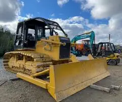 D16S vikšrai su ROPS / FOPS apsauga