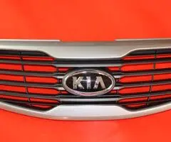Radiatoriaus grotelė Kia Sportage