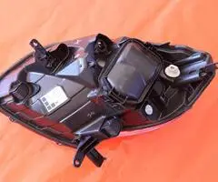 Priekinis keleivio pusės žibintas